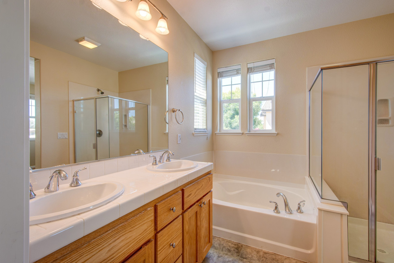 1650 Glenmore-26.jpg